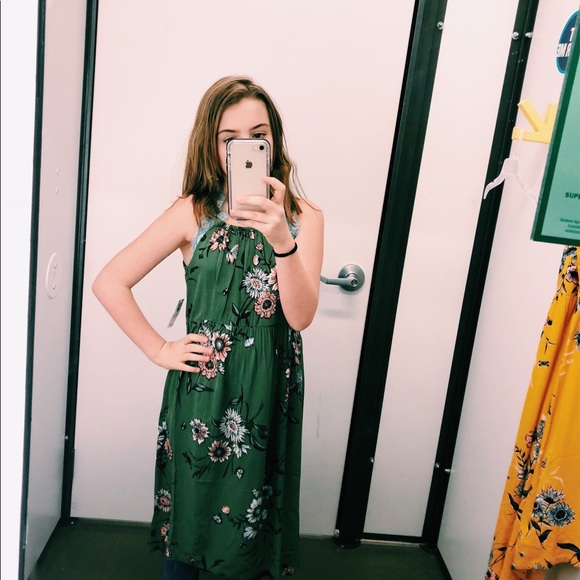 Meet your Posher, Catie - Picture 1 of 1